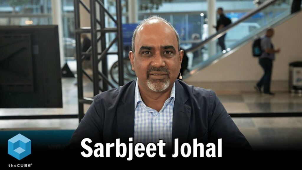 YouTube thumbnail: Sarbjeet Johal with Dave Vellante and John Furrier | VMware Explore 2022